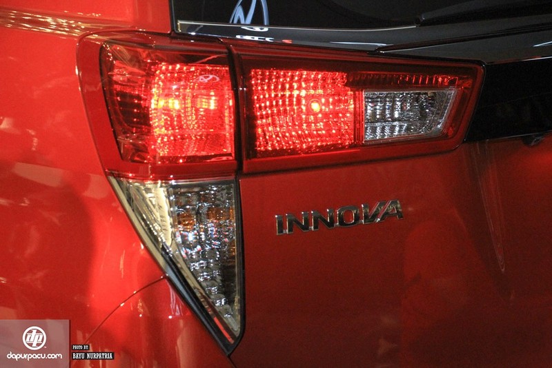 Toyota Innova Venture gia tu 653 trieu sap ra mat VN-Hinh-6
